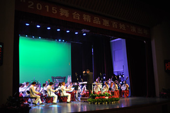 甘肅演藝集團(tuán)“2015舞臺(tái)精品惠百姓”演出年歌舞劇演出季收官