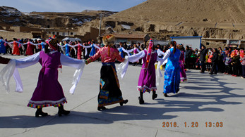 甘肅省話劇院深入天祝山村進行“鄉(xiāng)約你我，歡聚西溝”文藝演出活動