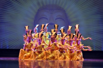 金色童年  舞動(dòng)夢想——甘肅省歌舞劇院《絲路花雨》藝培中心“第七屆少兒文藝展演”添彩暑期