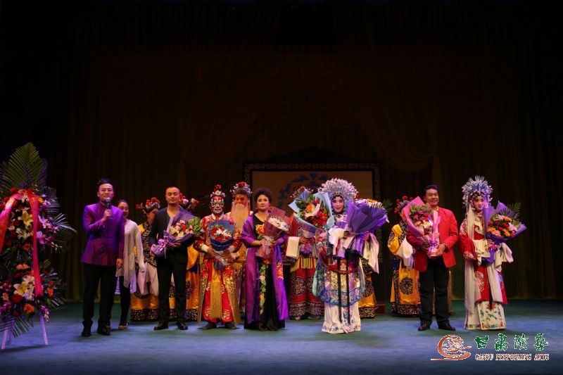 溫彩霞同志從藝35周年個人專場演出圓滿結(jié)束