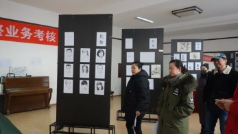 甘肅省話劇院進行年終舞美工程部業(yè)務考核