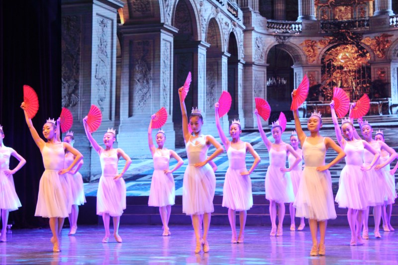 蓓蕾綻放盡顯韶華風(fēng)采   幼苗成木再赴錦繡前程——西北師范大學(xué)?甘肅省歌舞劇院舞蹈中專學(xué)校2018屆畢業(yè)匯報(bào)演出精彩舉行