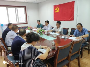 甘肅演藝集團黨委書記、董事長陳其銀赴省舞臺美術(shù)工廠調(diào)研指導(dǎo)工作