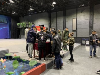 獻出一份愛心，托起一片希望