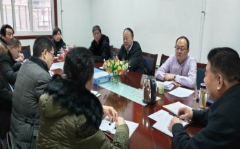 集團領(lǐng)導赴省舞臺美術(shù)工廠宣布人事任免決定