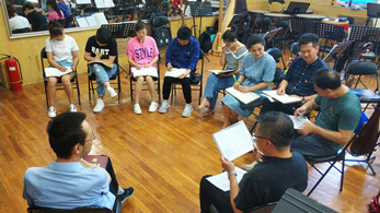 甘肅省歌舞劇院創(chuàng)新方式方法持續(xù)深入開展“不忘初心、牢記使命”主題教育學習