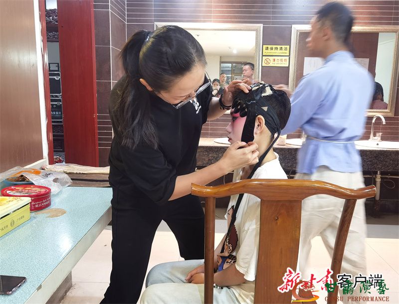 202110081633684229128419.jpg 1633660665997019317.jpg