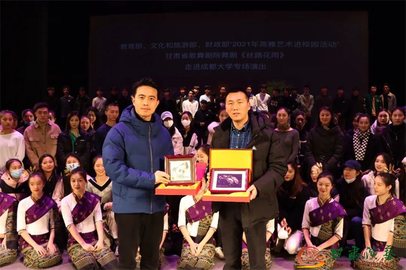 202112271640577322491164.jpg 640.webp (4).jpg