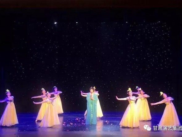 甘肅演藝集團敦煌藝術(shù)團趕赴多地為當(dāng)?shù)赜^眾送去文化盛宴