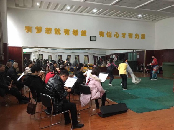 數(shù)九之中練本領(lǐng)，正月為民送歡樂——甘肅演藝集團(tuán)秦腔藝術(shù)劇院認(rèn)真?zhèn)鋺?zhàn)正月演出任務(wù)