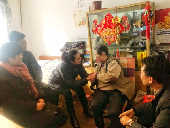 喜迎新年送真情，濃濃關(guān)愛暖人心——甘肅演藝集團(tuán)歌舞劇院組織開展春節(jié)走訪慰問老干部、老黨員及困難職工活動(dòng)