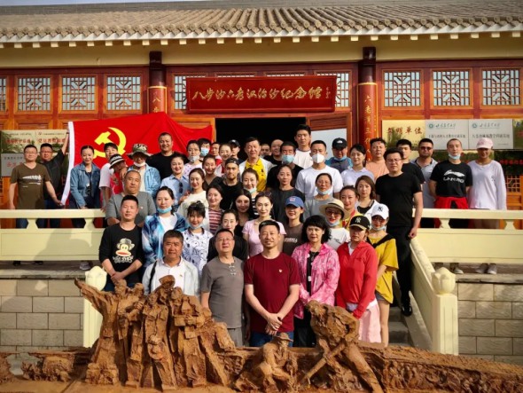 甘肅演藝集團敦煌藝術(shù)團(甘肅紅色文藝輕騎兵藝術(shù)團)組建一周年記