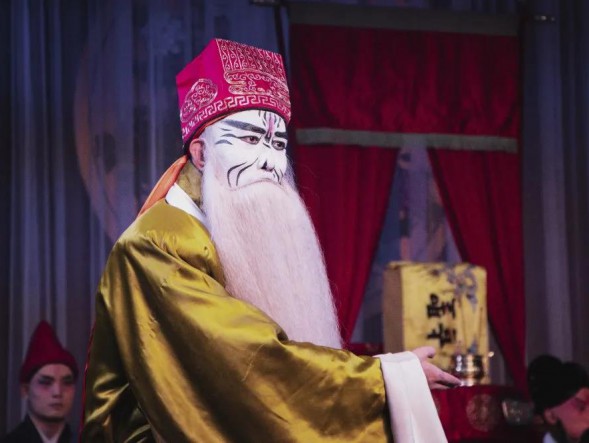 8月15日黃河之濱藝術節(jié)--東風劇院分會場內梨園春色唱響金城戲樓