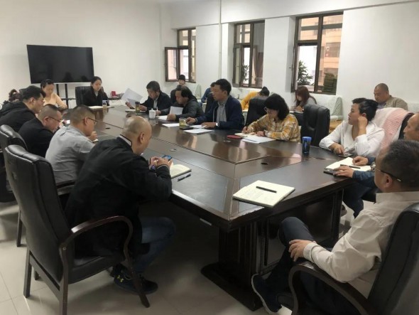 甘肅演藝集團敦煌藝術(shù)團黨總支召開黨員大會學習集團黨委文件精神