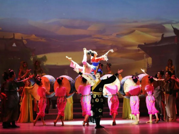 傳承絲路經(jīng)典，弘揚傳統(tǒng)文化 ——2020年高雅藝術(shù)進校園拉開帷幕