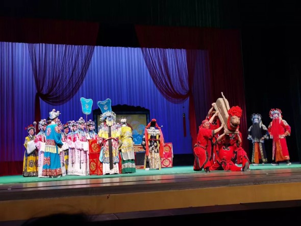 甘肅演藝集團(tuán)秦腔藝術(shù)劇院—“我們的中國(guó)夢(mèng)”—文化進(jìn)萬(wàn)家迎新春文藝演出盛大開(kāi)幕