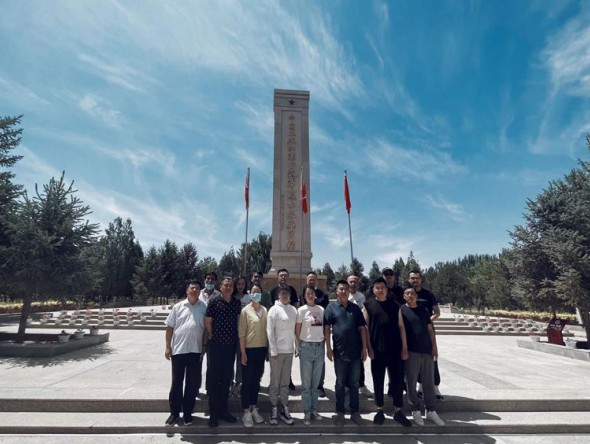 甘肅演藝集團敦煌藝術團黨總支赴中國工農紅軍西路軍梨園口戰(zhàn)役紀念館開展主題黨日活動
