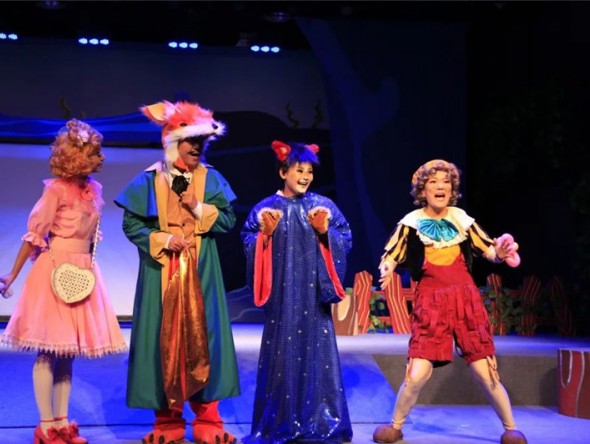 【演出】火了近一個半世紀的愛豆，是TA教會了我們誠實…